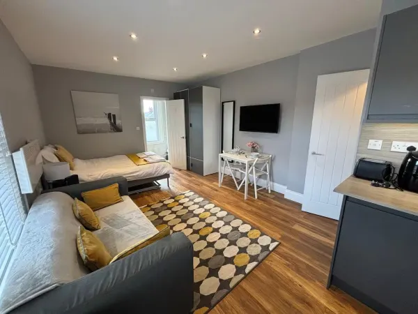 Cleethorpes Service Accommodation