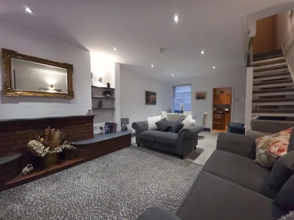 Cleethorpes Service Accommodation